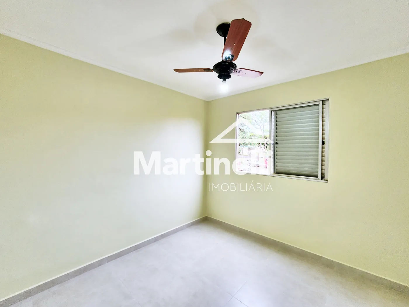 Alugar Apartamento / Padr&atilde;o em Ribeir&atilde;o Preto R$ 900,00 - Foto 13