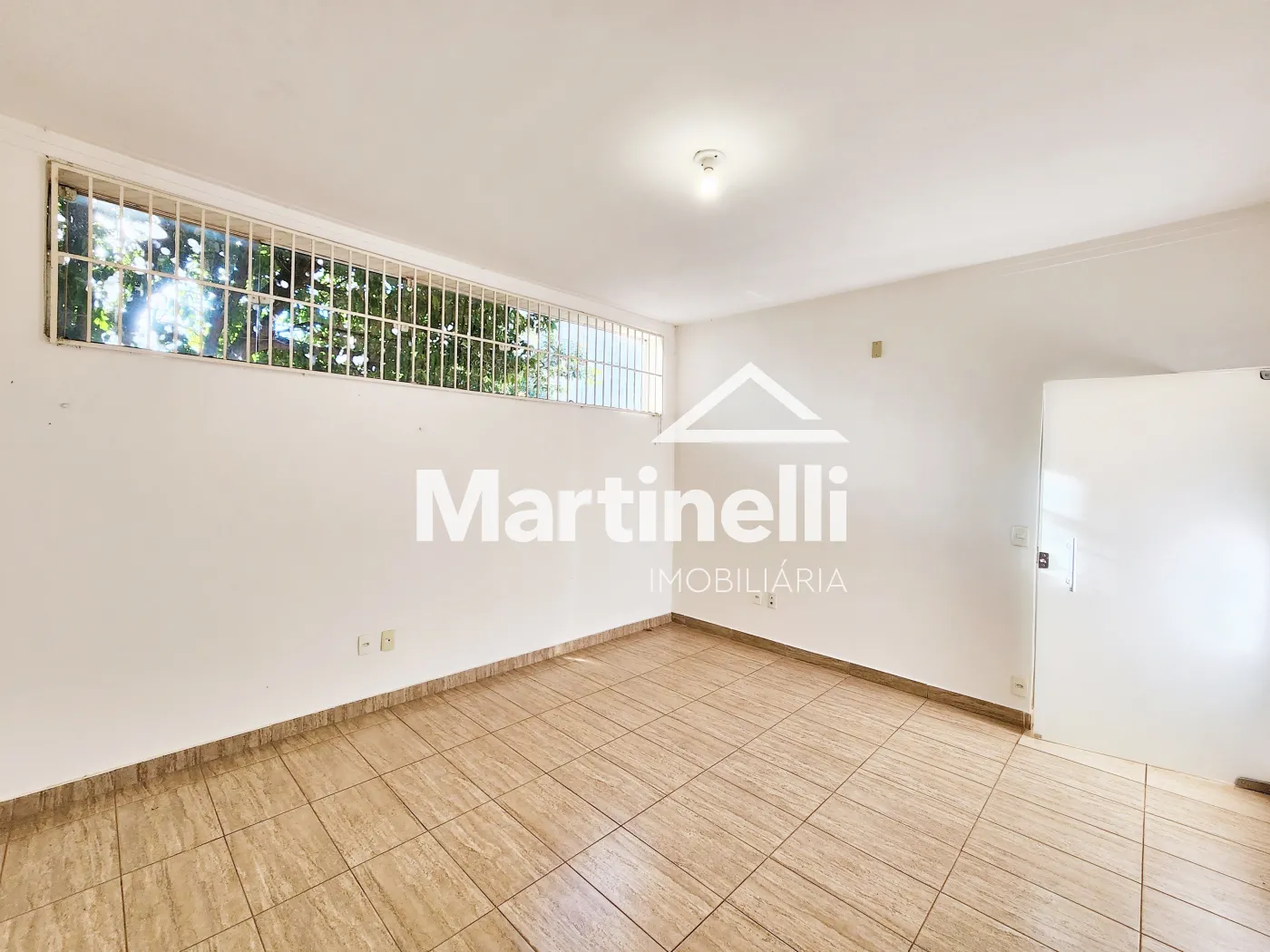 Alugar Comercial / Im&oacute;vel em Ribeir&atilde;o Preto R$ 5.000,00 - Foto 1