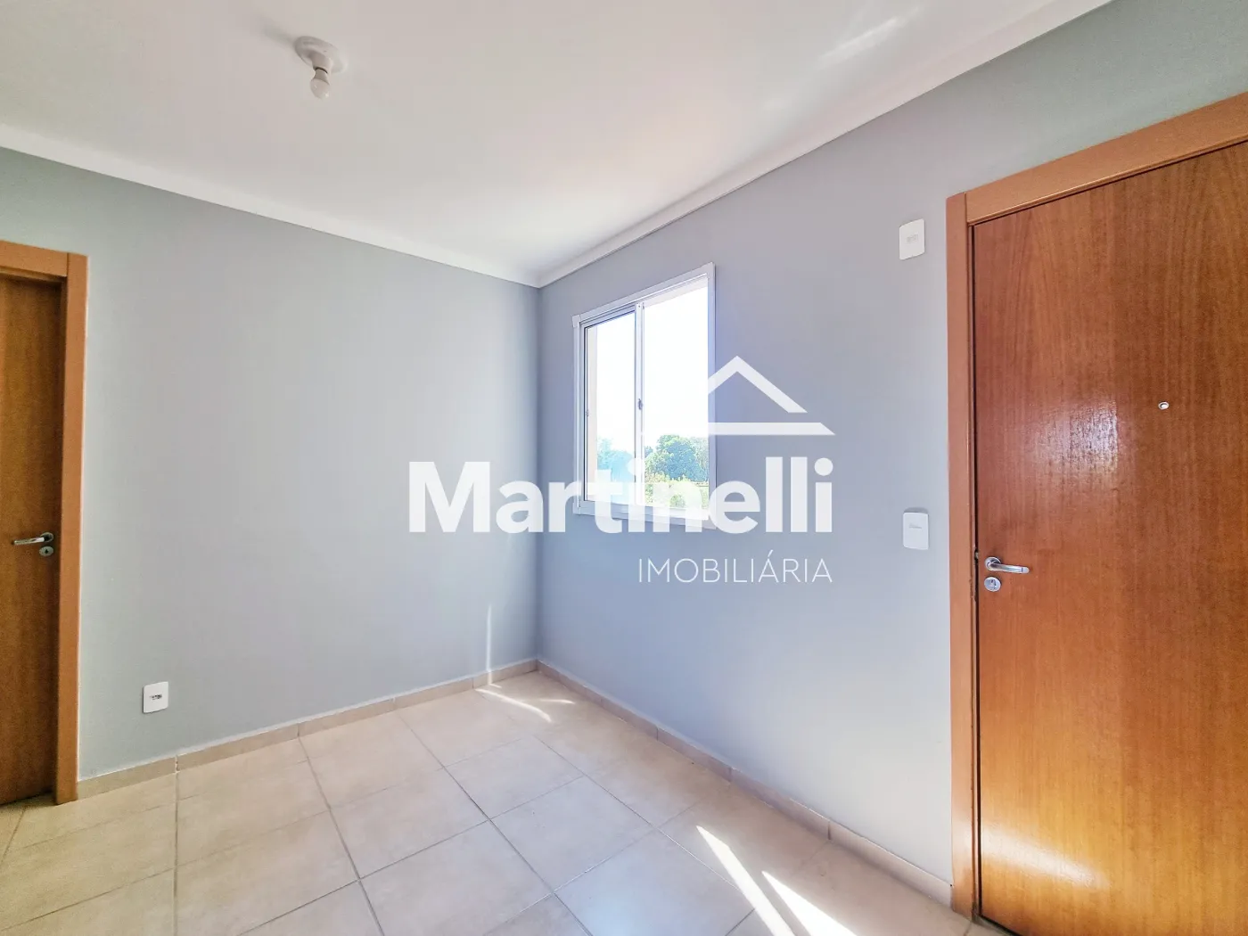 Alugar Apartamento / Padr&atilde;o em Ribeir&atilde;o Preto R$ 900,00 - Foto 2