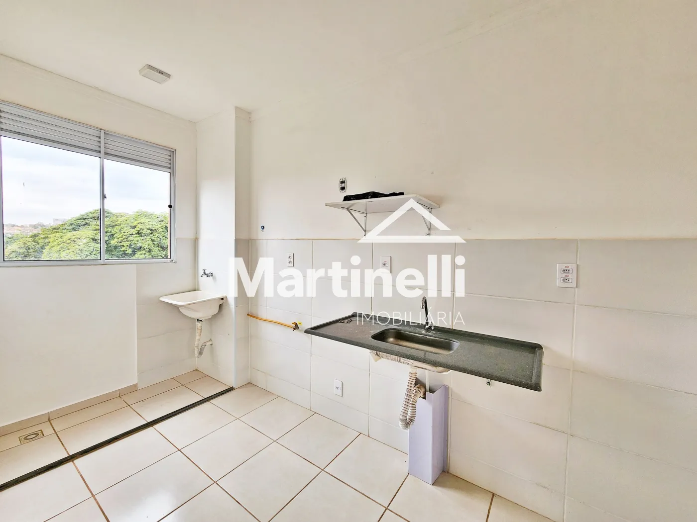 Alugar Apartamento / Padr&atilde;o em Ribeir&atilde;o Preto R$ 850,00 - Foto 3