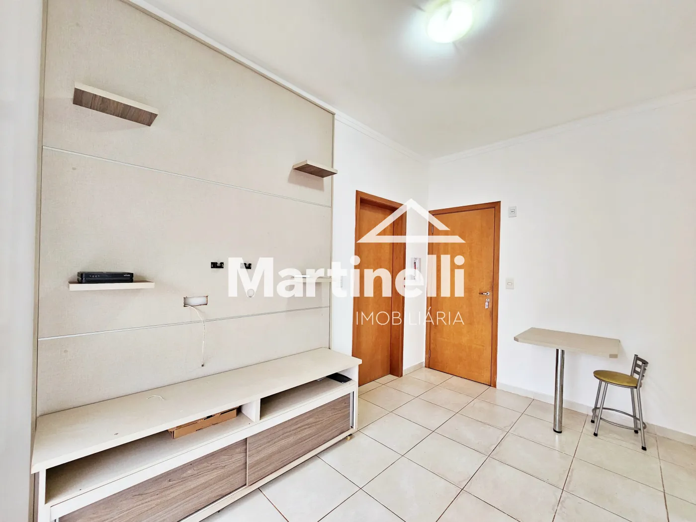 Alugar Apartamento / Padr&atilde;o em Ribeir&atilde;o Preto R$ 2.000,00 - Foto 5