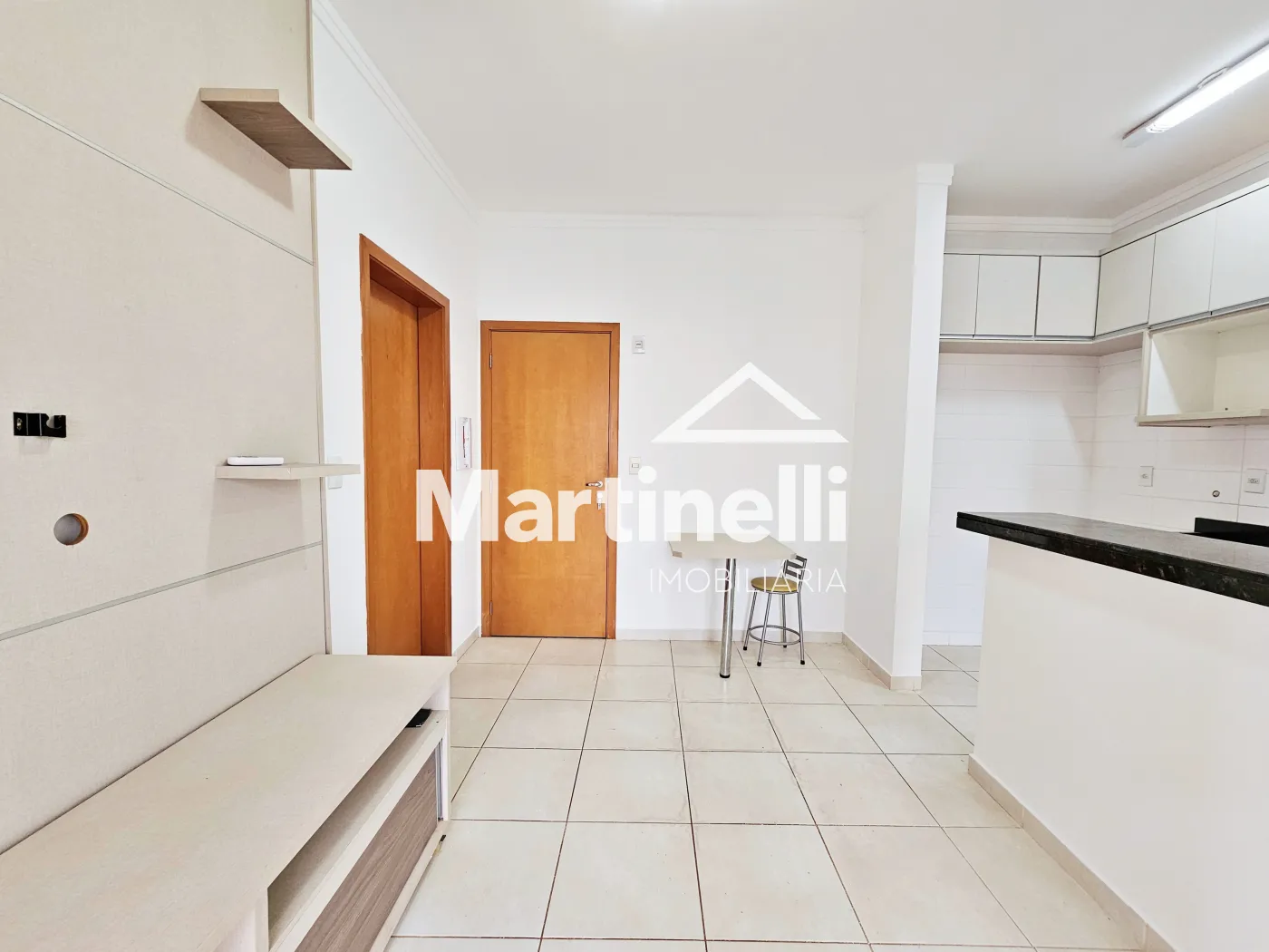 Alugar Apartamento / Padr&atilde;o em Ribeir&atilde;o Preto R$ 2.000,00 - Foto 4