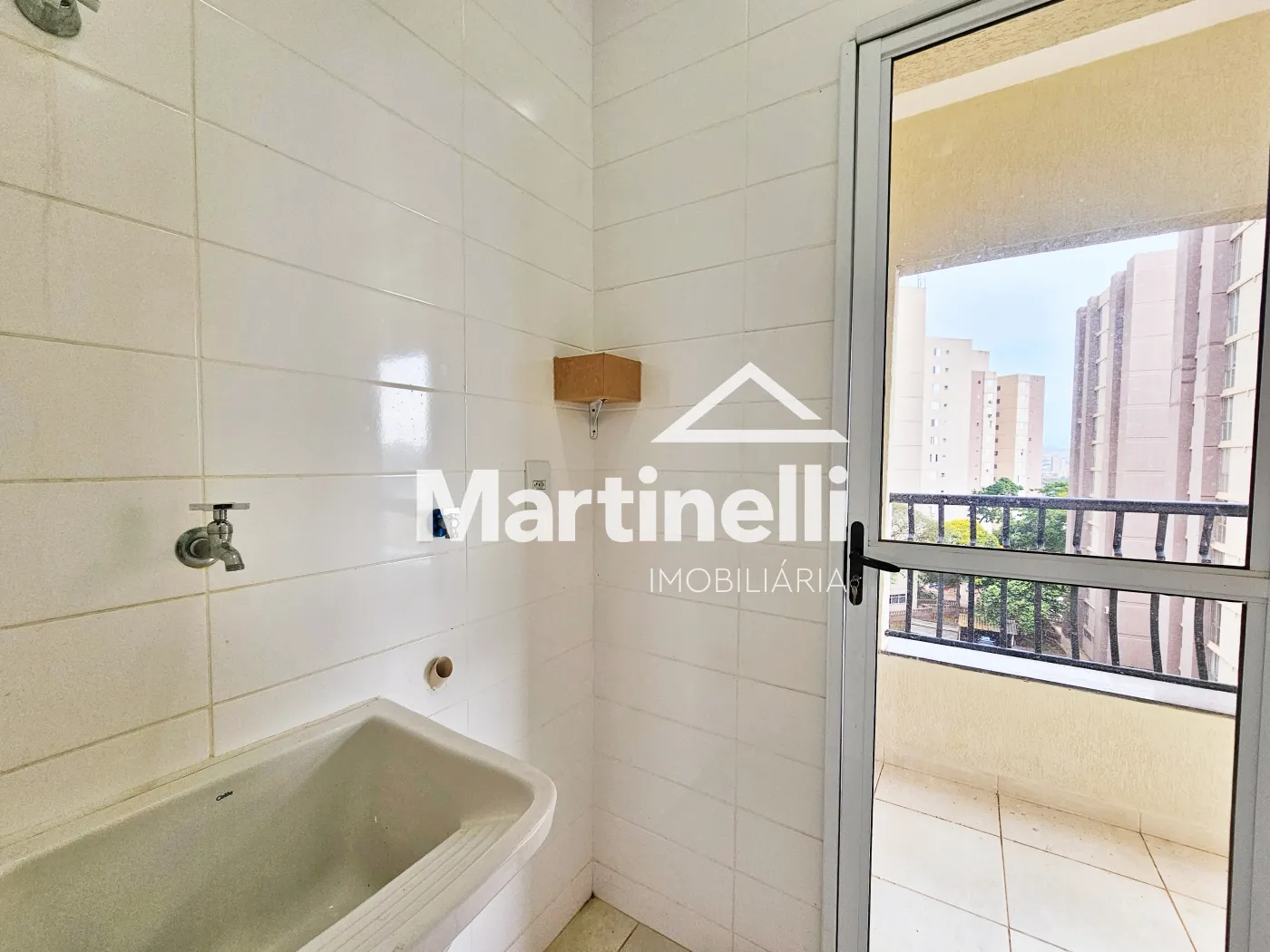 Alugar Apartamento / Padr&atilde;o em Ribeir&atilde;o Preto R$ 2.000,00 - Foto 8