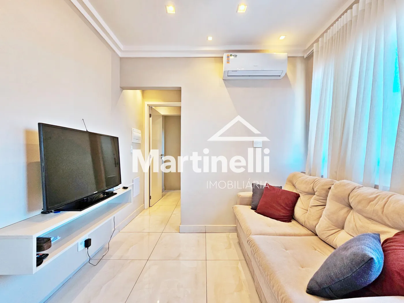 Alugar Apartamento / Padr&atilde;o em Ribeir&atilde;o Preto R$ 2.500,00 - Foto 1