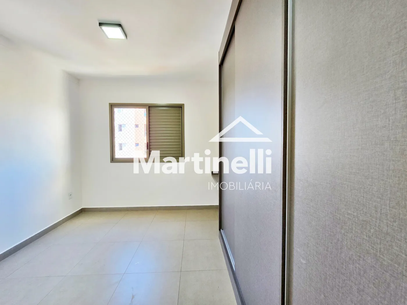 Alugar Apartamento / Padr&atilde;o em Ribeir&atilde;o Preto R$ 4.000,00 - Foto 17