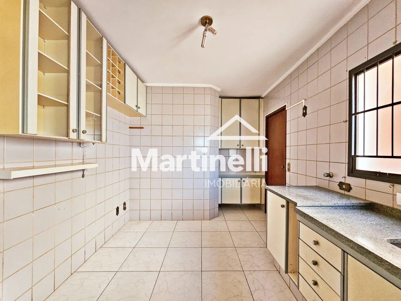 Alugar Apartamento / Padr&atilde;o em Ribeir&atilde;o Preto R$ 1.800,00 - Foto 5