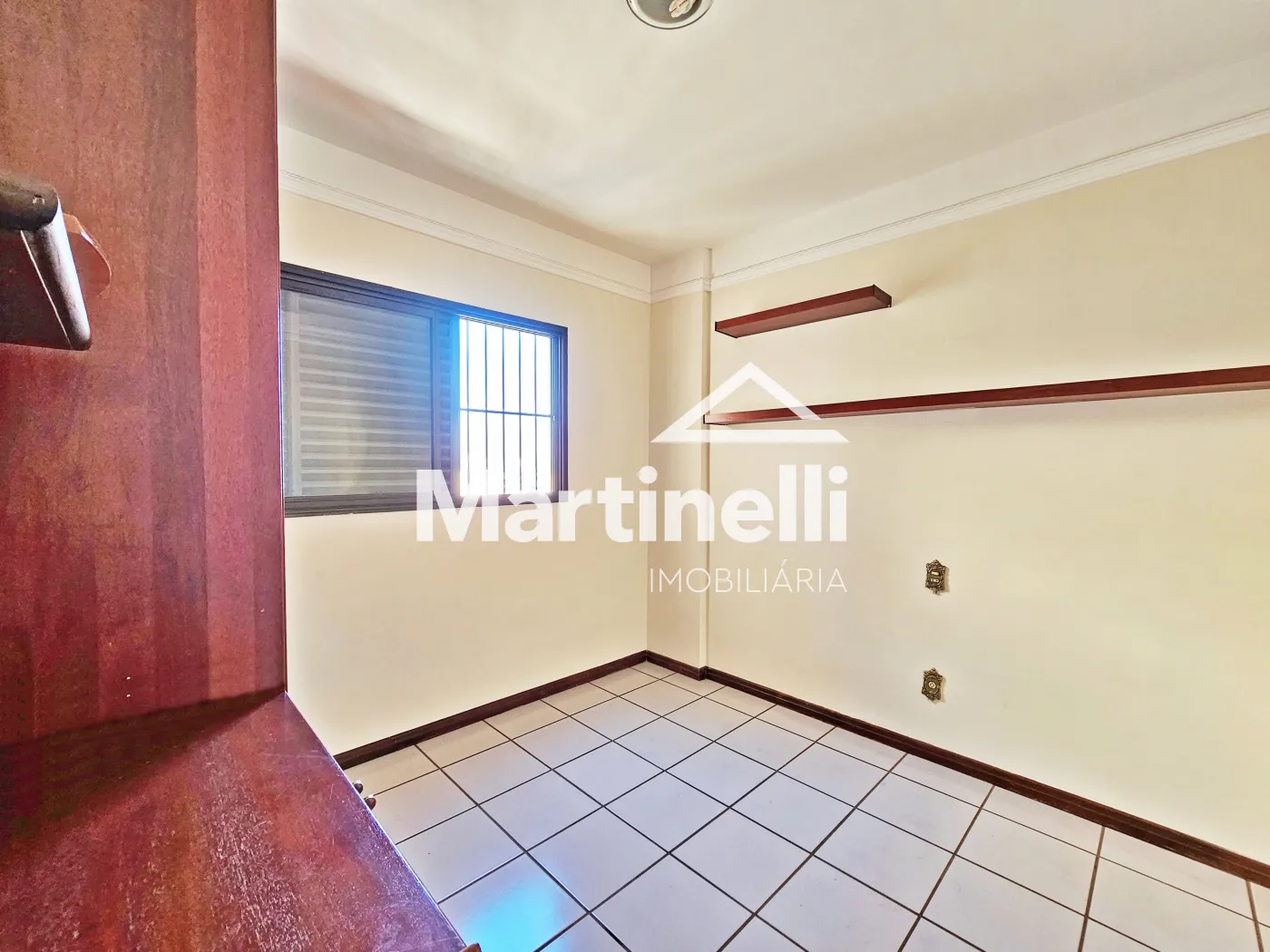 Alugar Apartamento / Padr&atilde;o em Ribeir&atilde;o Preto R$ 1.800,00 - Foto 8
