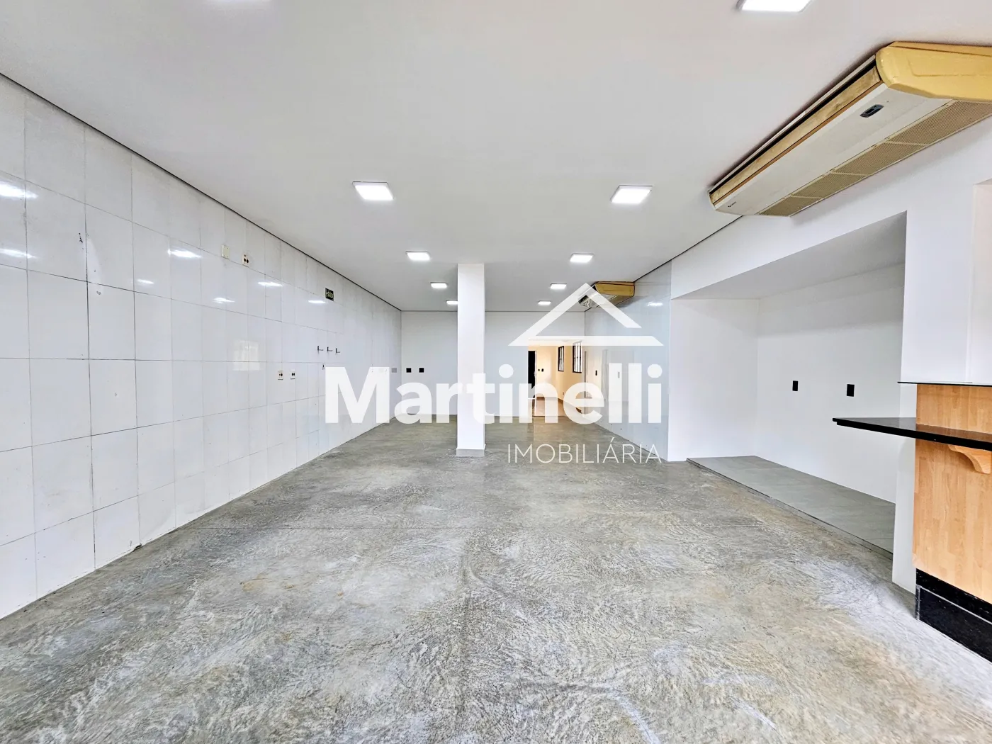 Alugar Comercial / Im&oacute;vel em Ribeir&atilde;o Preto R$ 4.500,00 - Foto 2