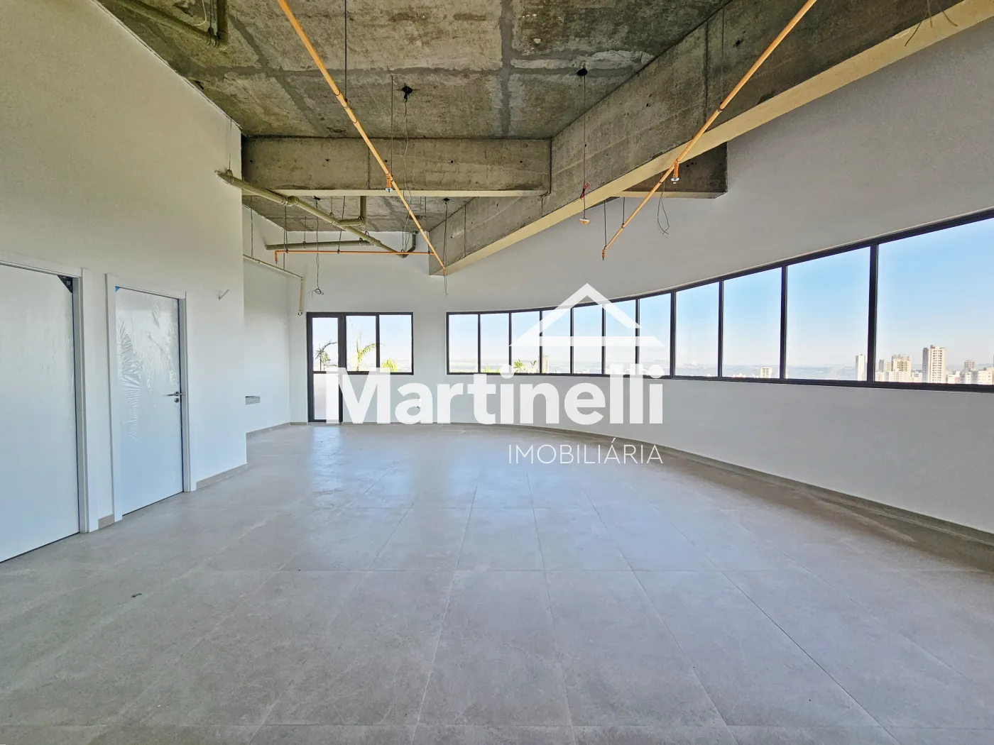 Alugar Comercial / Sala em Ribeir&atilde;o Preto R$ 13.300,00 - Foto 2