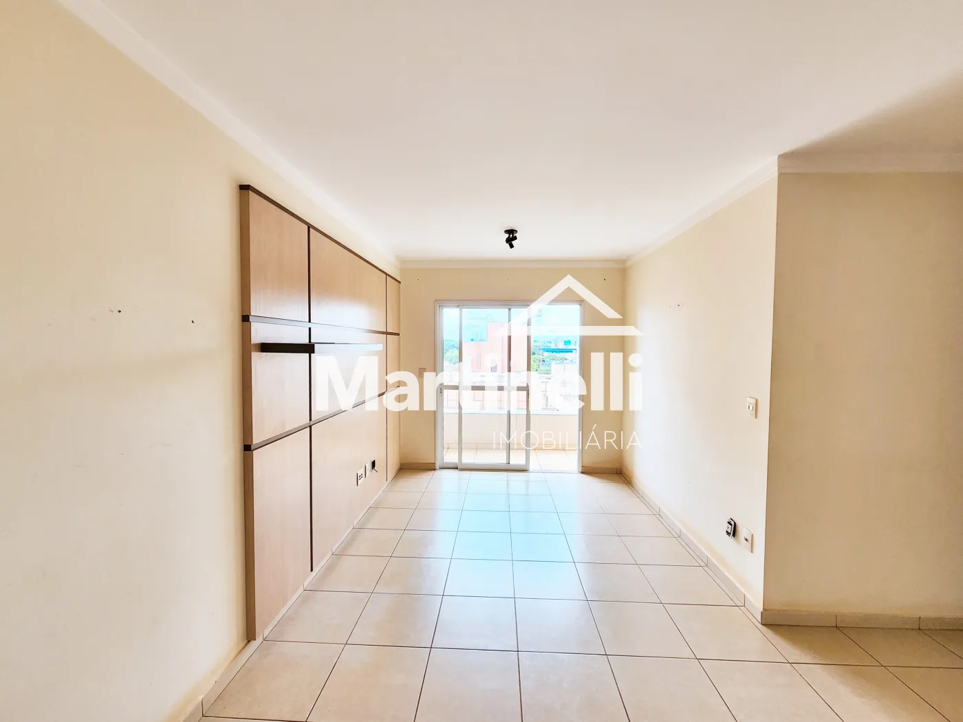 Alugar Apartamento / Padr&atilde;o em Ribeir&atilde;o Preto R$ 2.500,00 - Foto 1