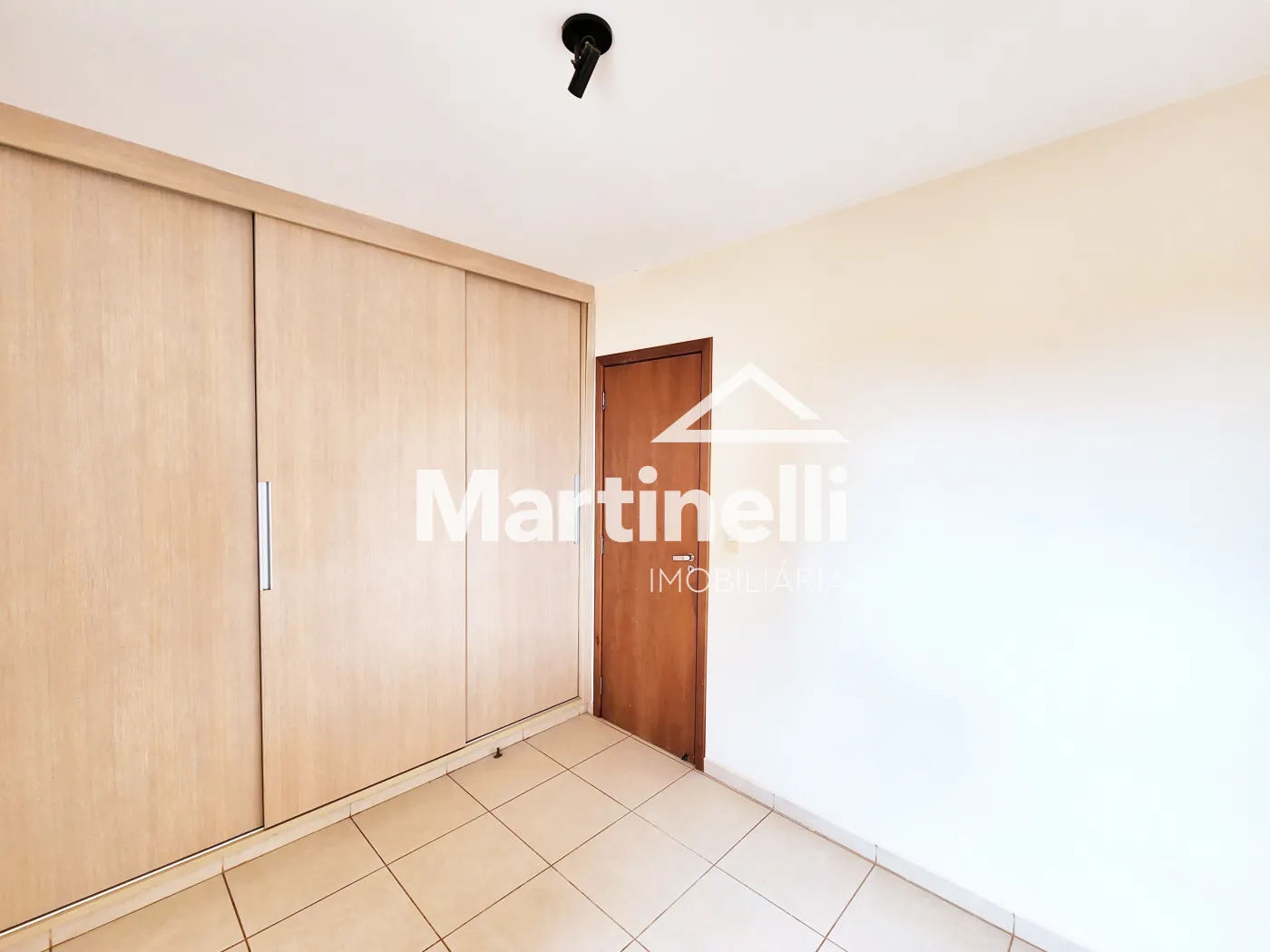 Alugar Apartamento / Padr&atilde;o em Ribeir&atilde;o Preto R$ 2.500,00 - Foto 11