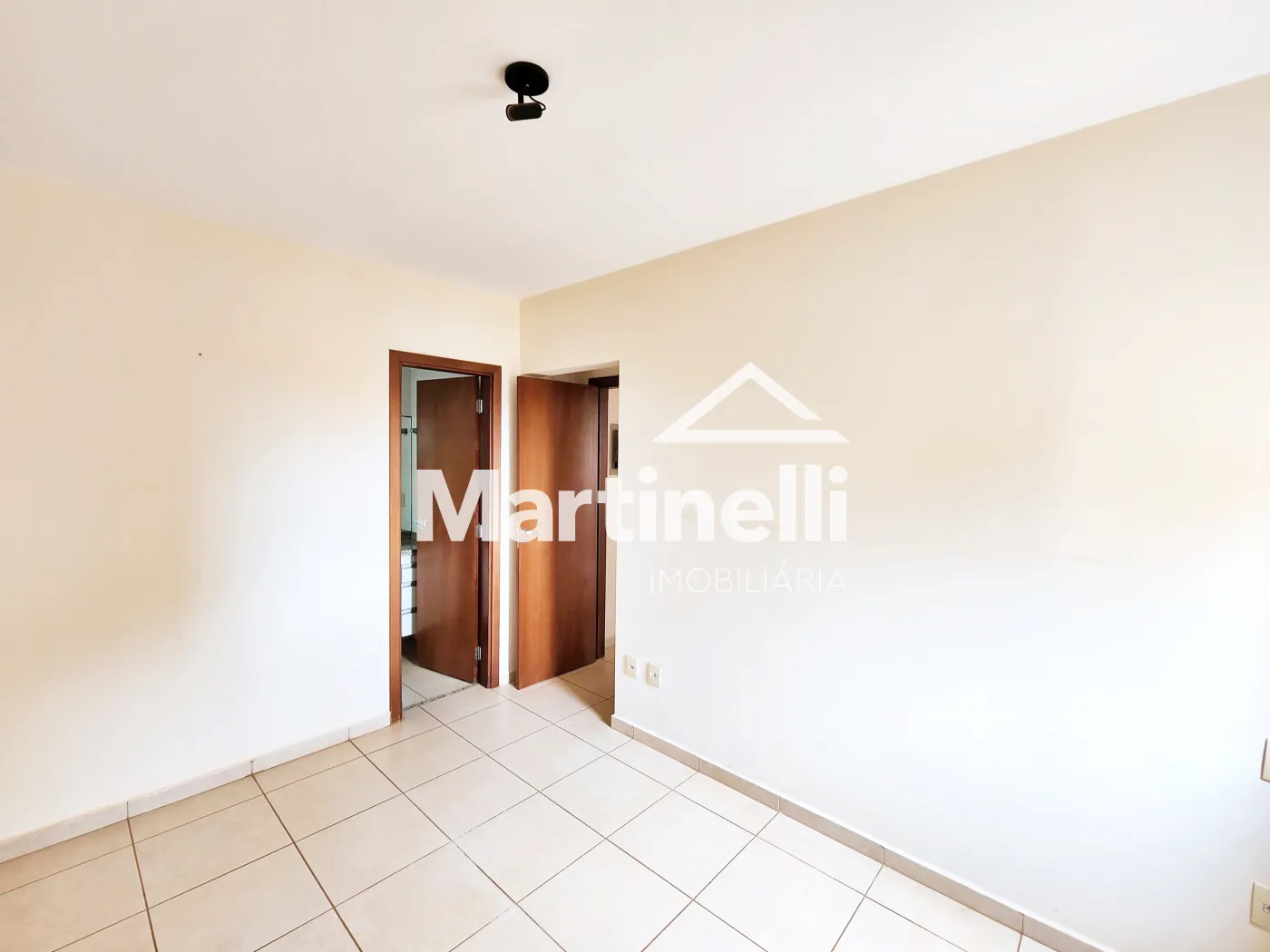 Alugar Apartamento / Padr&atilde;o em Ribeir&atilde;o Preto R$ 2.500,00 - Foto 13