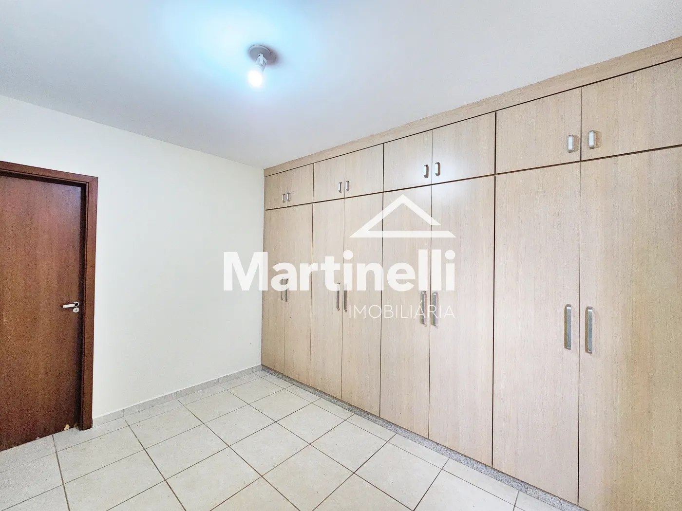 Alugar Apartamento / Padr&atilde;o em Ribeir&atilde;o Preto R$ 2.800,00 - Foto 14