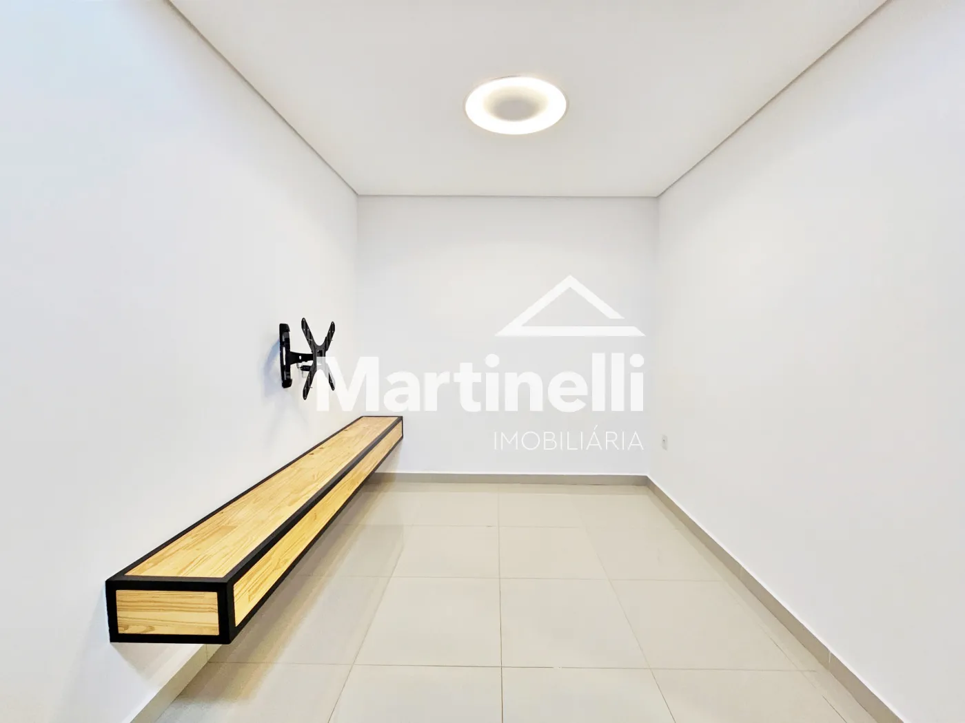 Alugar Apartamento / Padr&atilde;o em Ribeir&atilde;o Preto R$ 3.700,00 - Foto 2