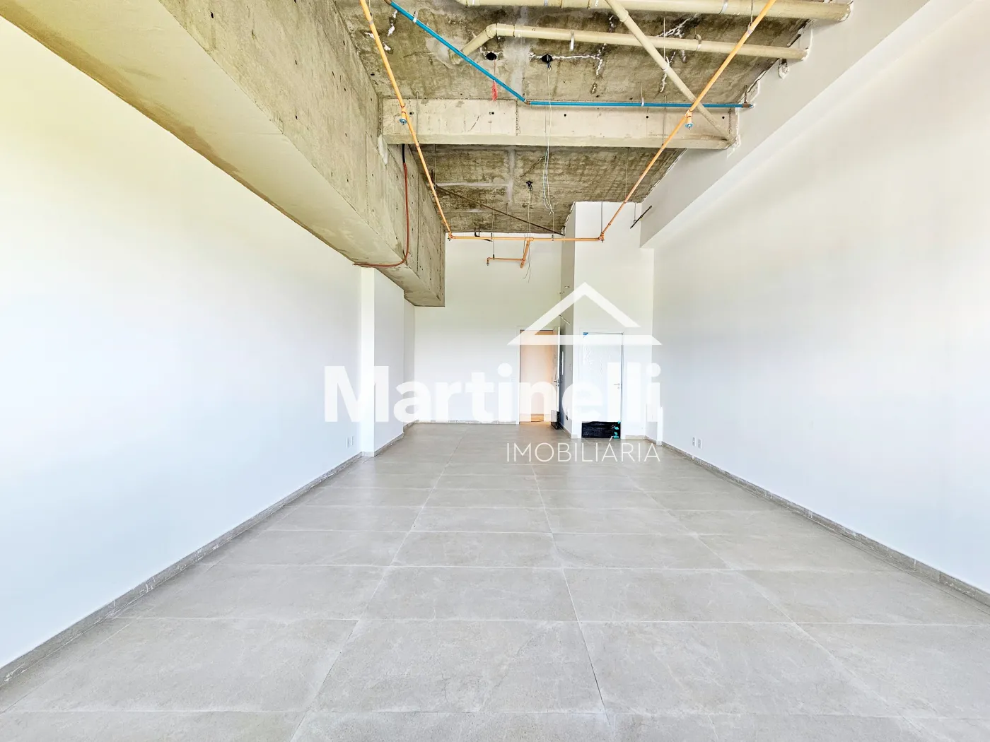 Alugar Comercial / Sala em Ribeir&atilde;o Preto R$ 6.440,00 - Foto 1