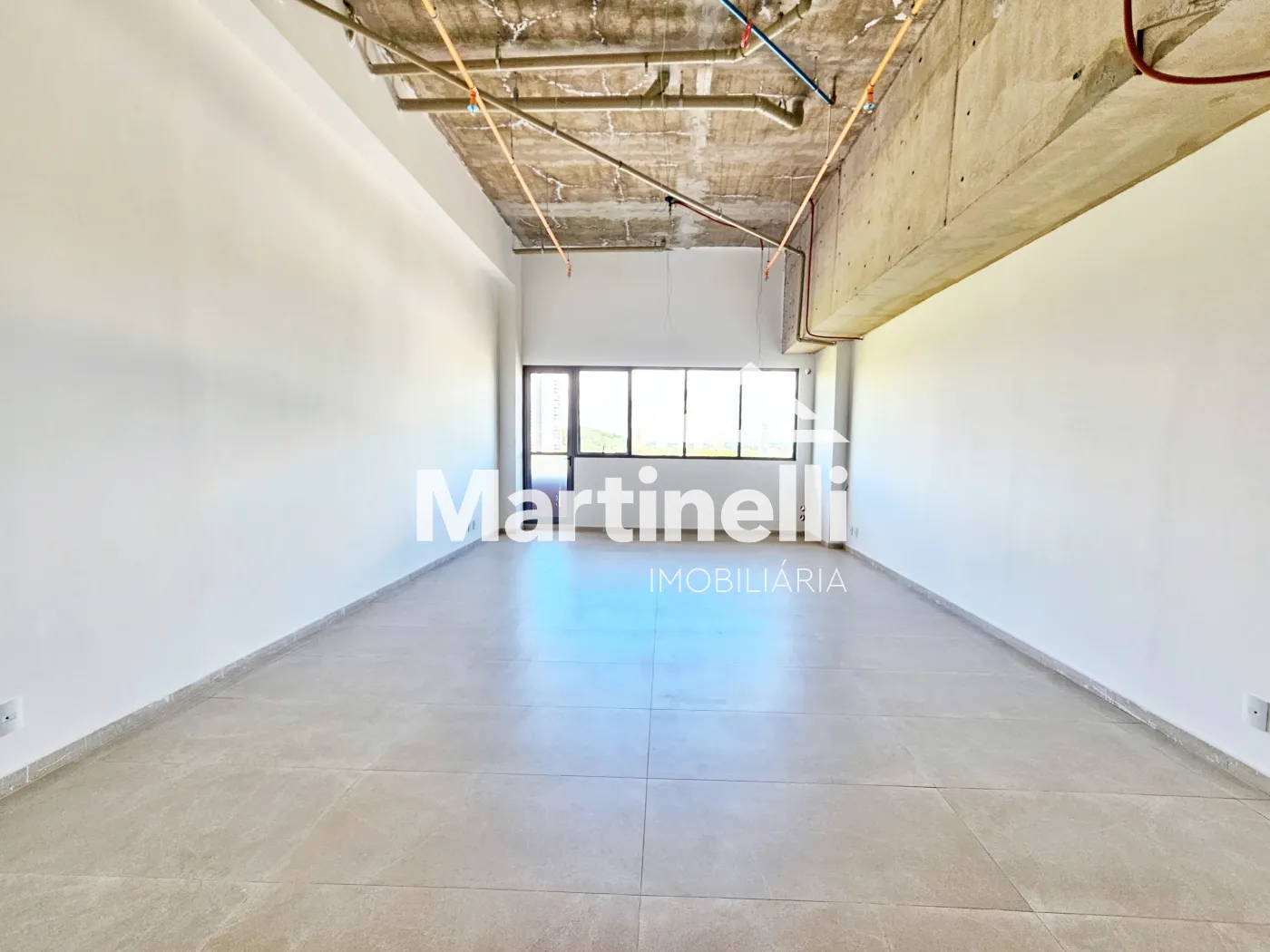 Alugar Comercial / Sala em Ribeir&atilde;o Preto R$ 6.440,00 - Foto 2