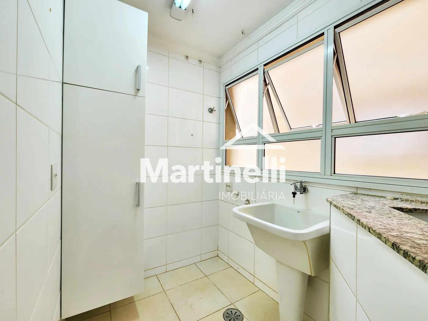 Alugar Apartamento / Padr&atilde;o em Ribeir&atilde;o Preto R$ 3.200,00 - Foto 9
