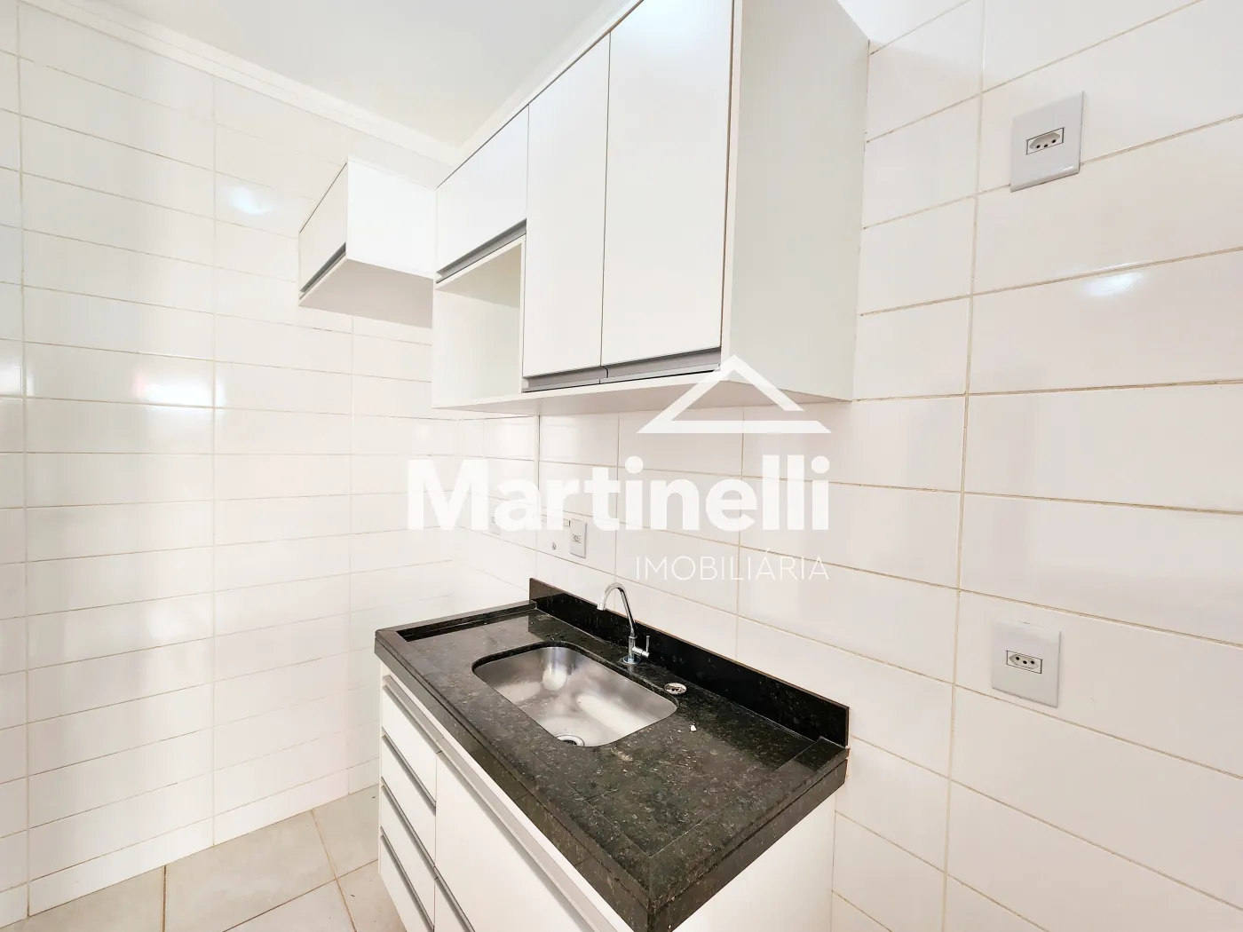 Alugar Apartamento / Padr&atilde;o em Ribeir&atilde;o Preto R$ 2.200,00 - Foto 5