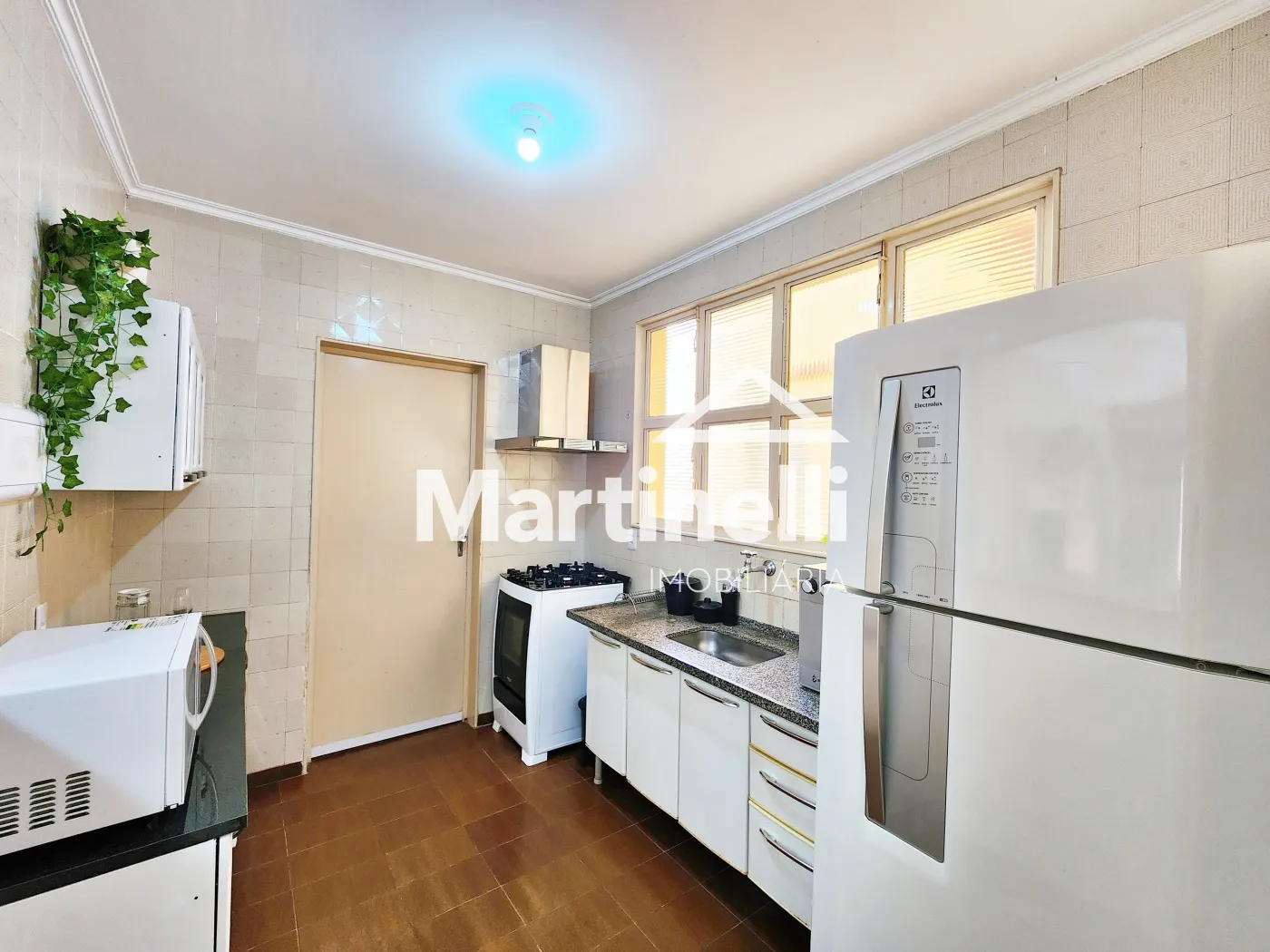 Alugar Apartamento / Padr&atilde;o em Ribeir&atilde;o Preto R$ 2.000,00 - Foto 4