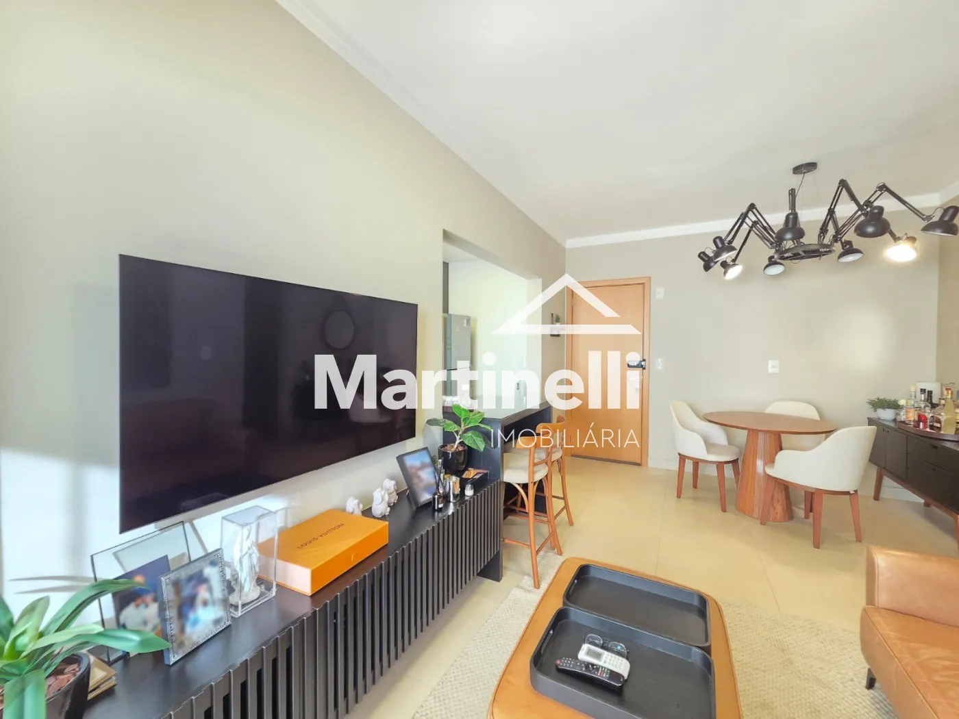 Alugar Apartamento / Padr&atilde;o em Ribeir&atilde;o Preto R$ 4.000,00 - Foto 3