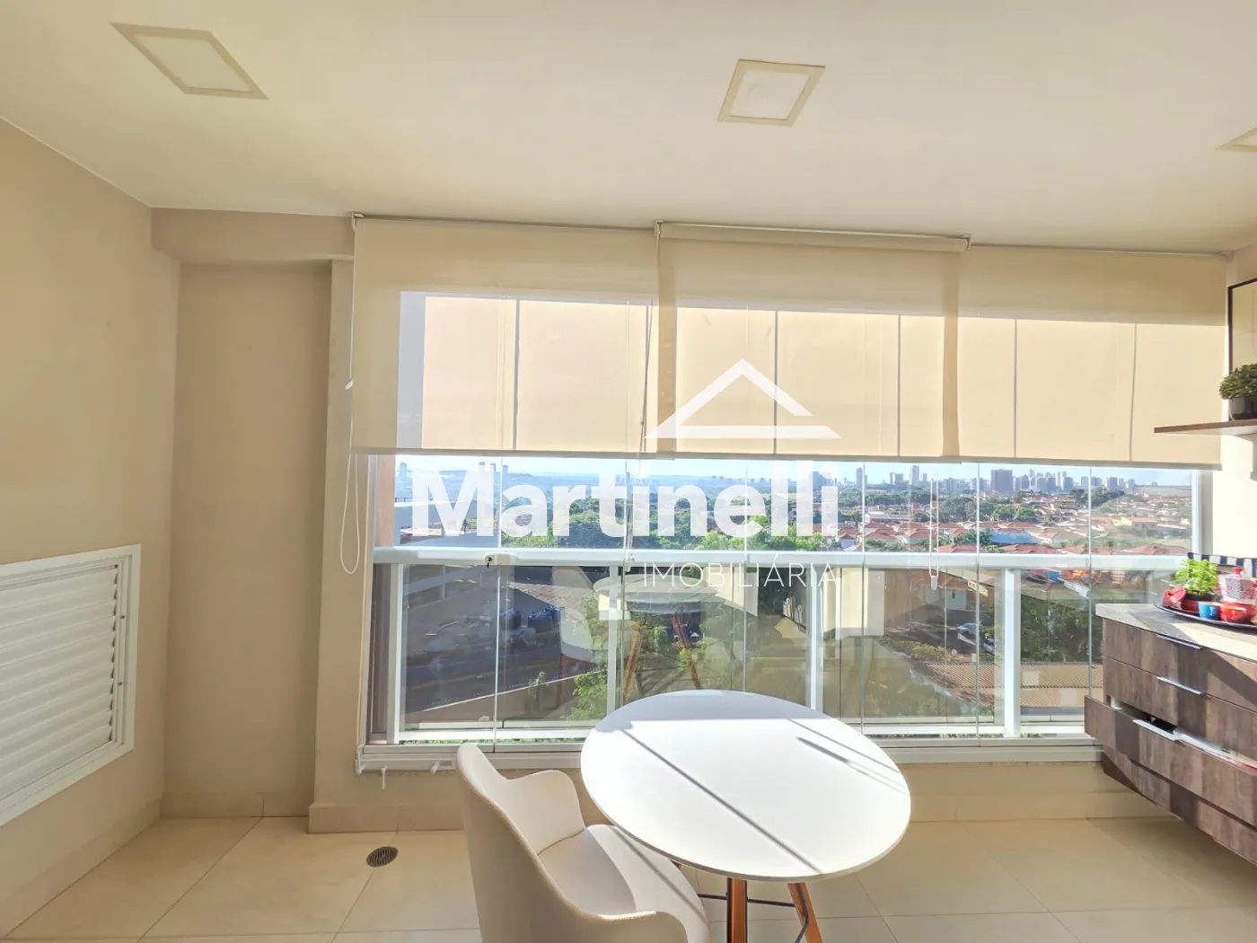 Alugar Apartamento / Padr&atilde;o em Ribeir&atilde;o Preto R$ 4.000,00 - Foto 17