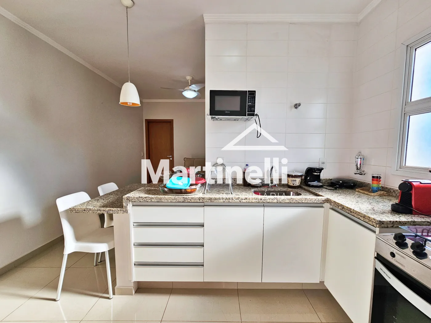 Alugar Apartamento / Padr&atilde;o em Ribeir&atilde;o Preto R$ 1.800,00 - Foto 4