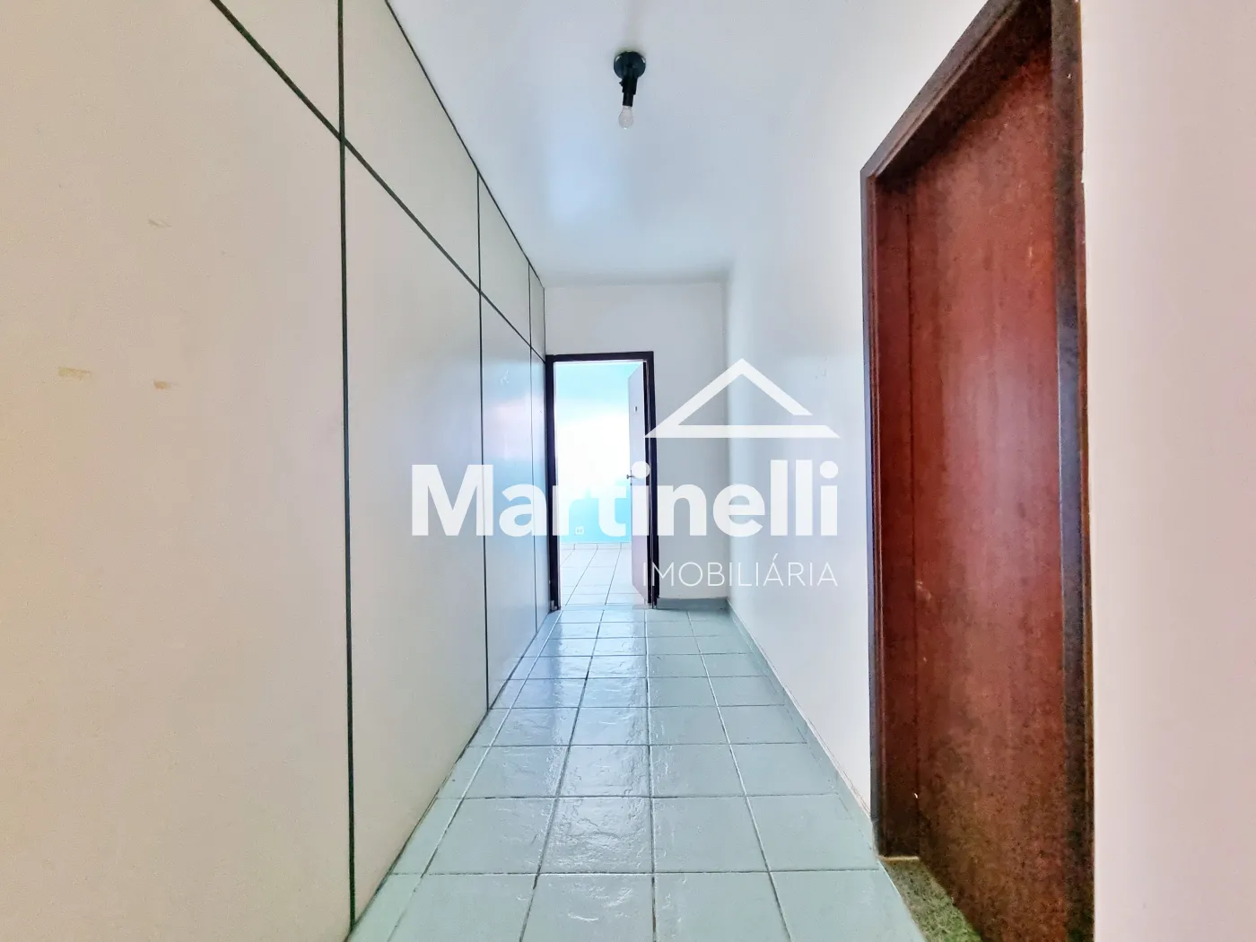 Alugar Comercial / Sal&atilde;o em Ribeir&atilde;o Preto R$ 1.800,00 - Foto 3