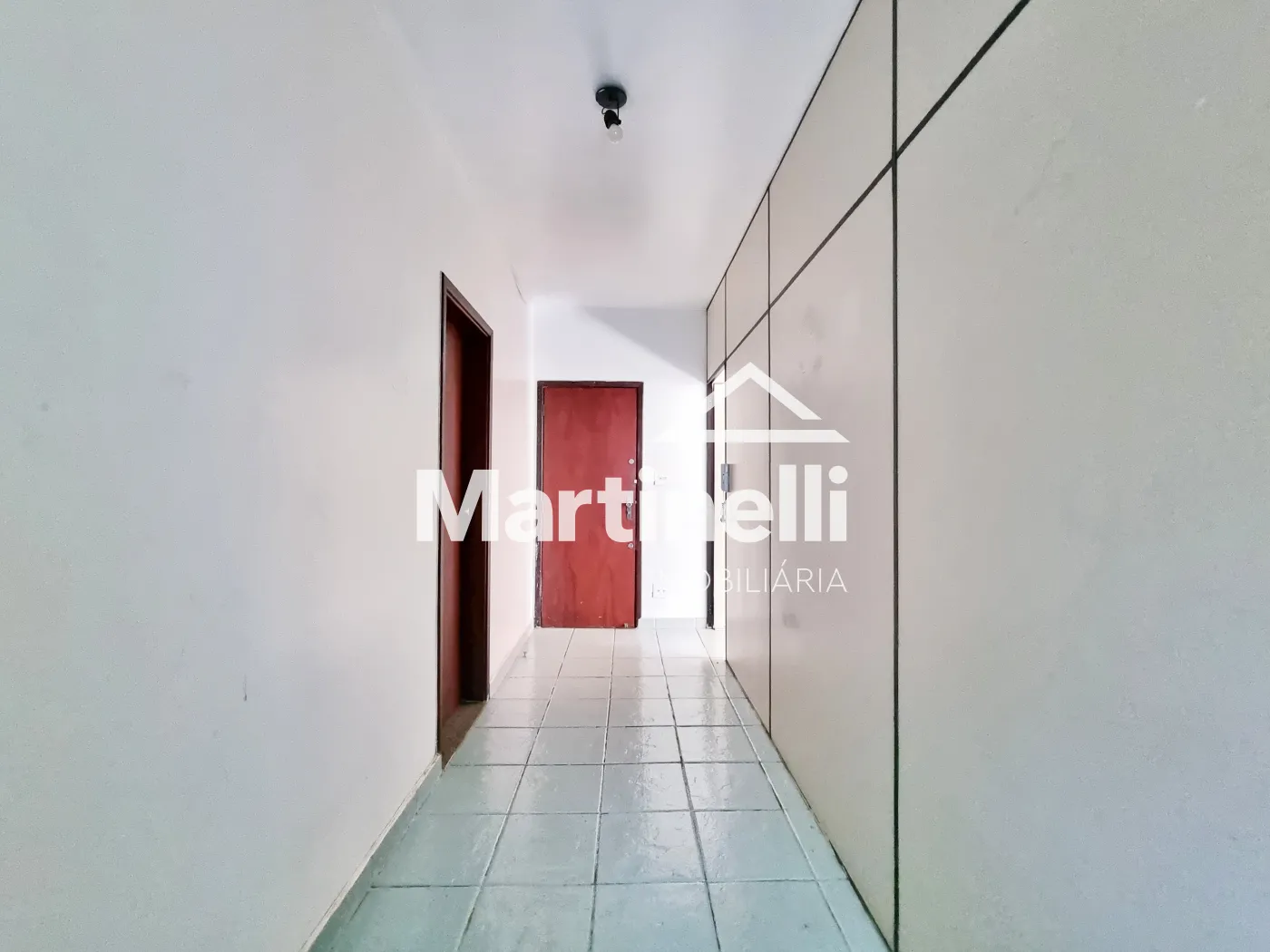 Alugar Comercial / Sal&atilde;o em Ribeir&atilde;o Preto R$ 1.800,00 - Foto 4