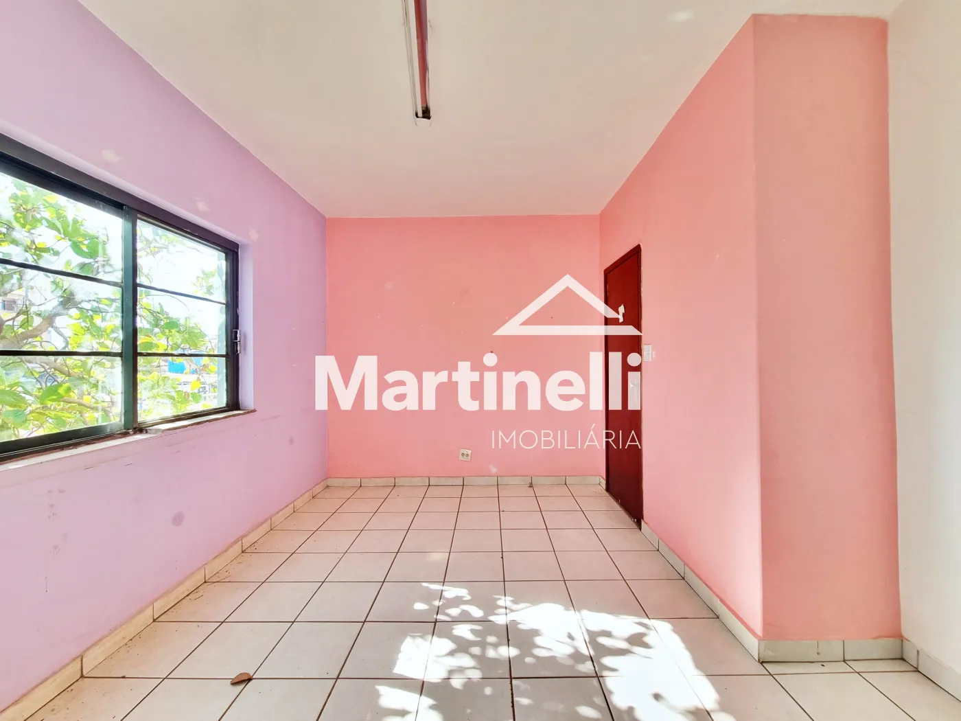 Alugar Comercial / Sal&atilde;o em Ribeir&atilde;o Preto R$ 1.800,00 - Foto 9