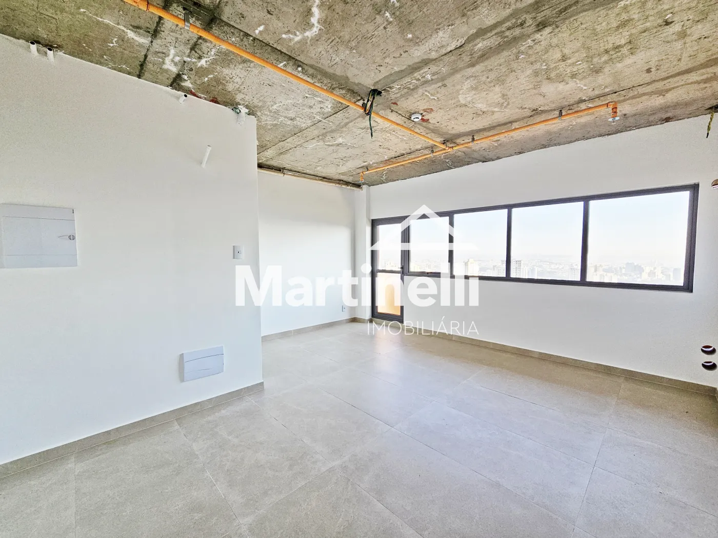 Alugar Comercial / Sala em Ribeir&atilde;o Preto R$ 3.500,00 - Foto 1