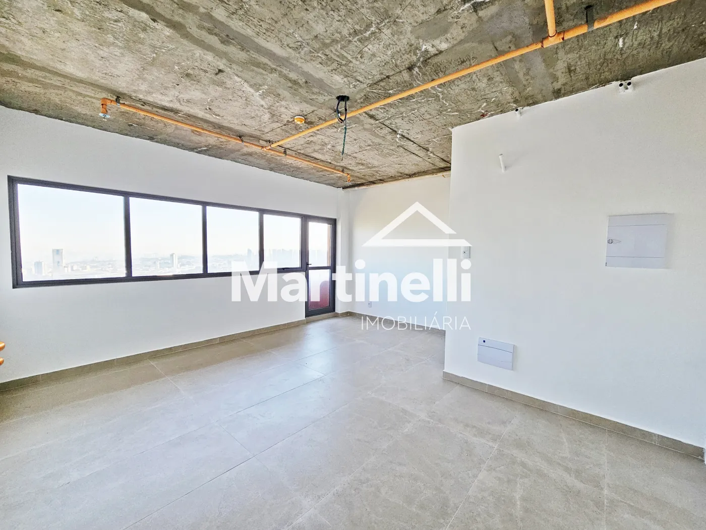 Alugar Comercial / Sala em Ribeir&atilde;o Preto R$ 3.500,00 - Foto 1