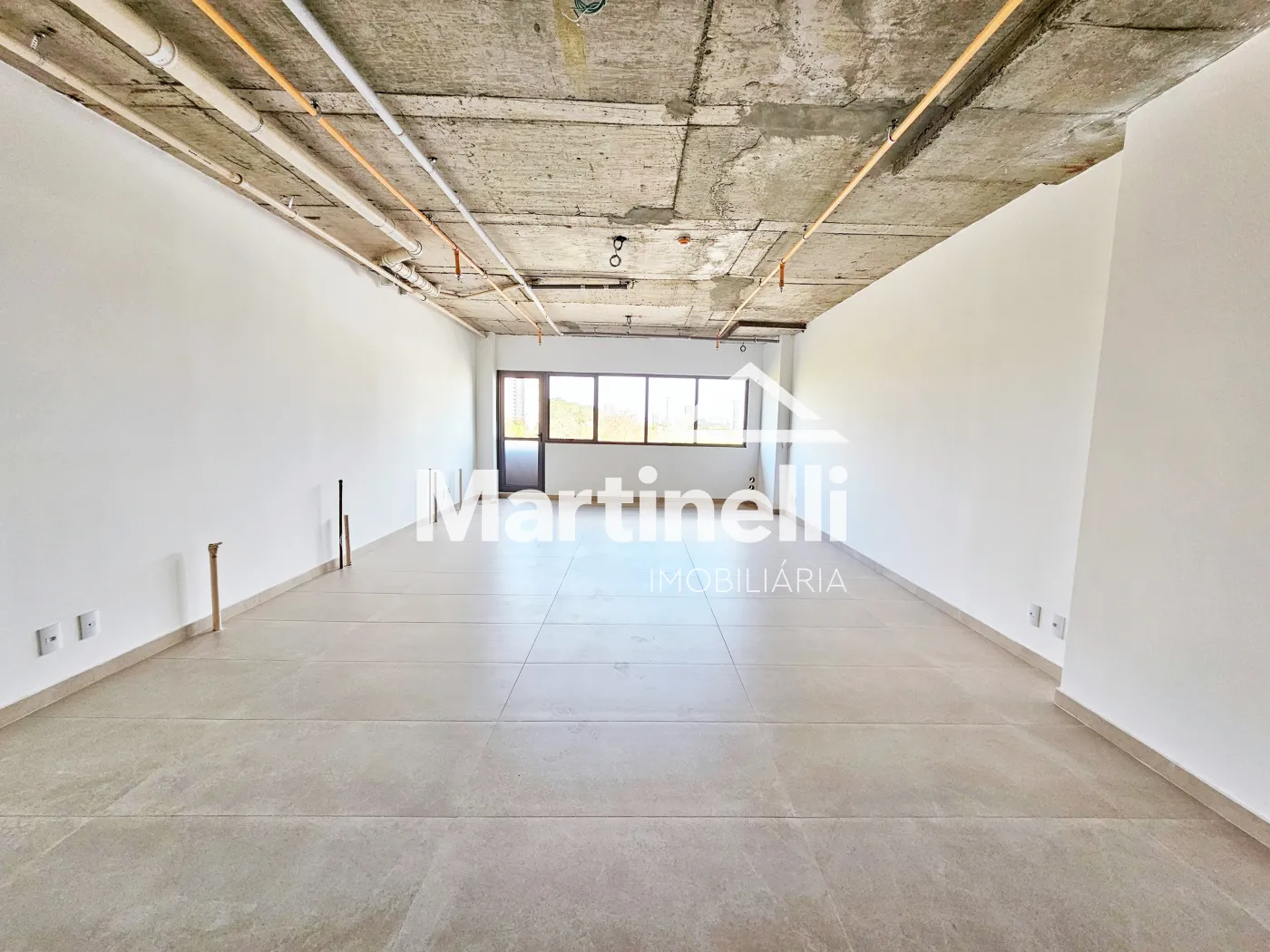 Alugar Comercial / Sala em Ribeir&atilde;o Preto R$ 6.470,00 - Foto 2