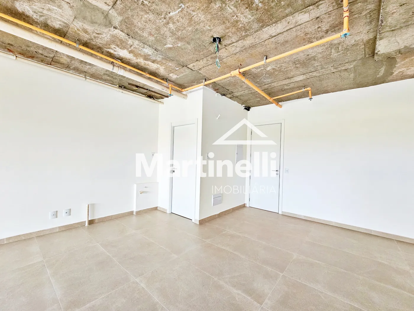 Alugar Comercial / Sala em Ribeir&atilde;o Preto R$ 6.470,00 - Foto 2