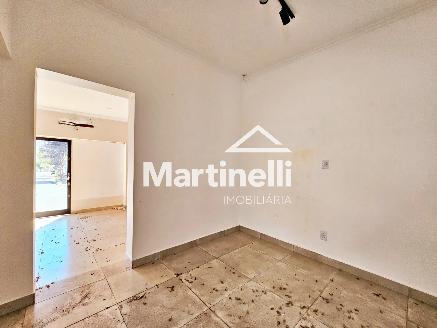 Alugar Comercial / Im&oacute;vel em Ribeir&atilde;o Preto R$ 1.800,00 - Foto 6
