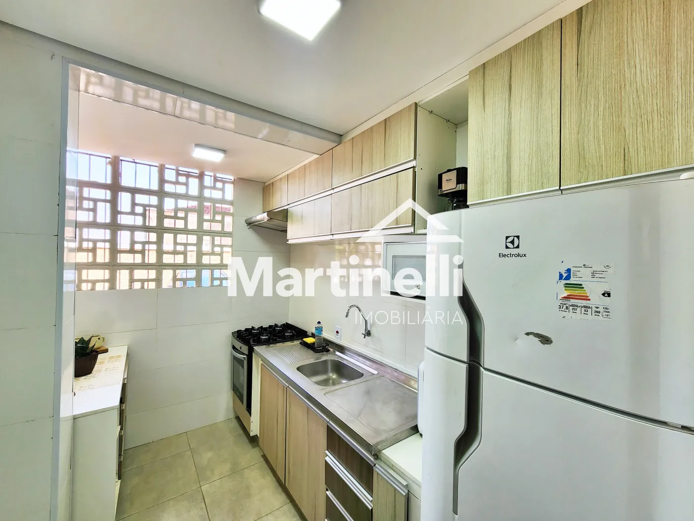 Alugar Apartamento / Padr&atilde;o em Ribeir&atilde;o Preto R$ 1.650,00 - Foto 6