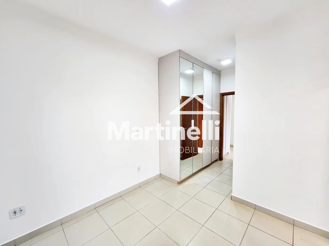 Alugar Apartamento / Padr&atilde;o em Ribeir&atilde;o Preto R$ 4.000,00 - Foto 18