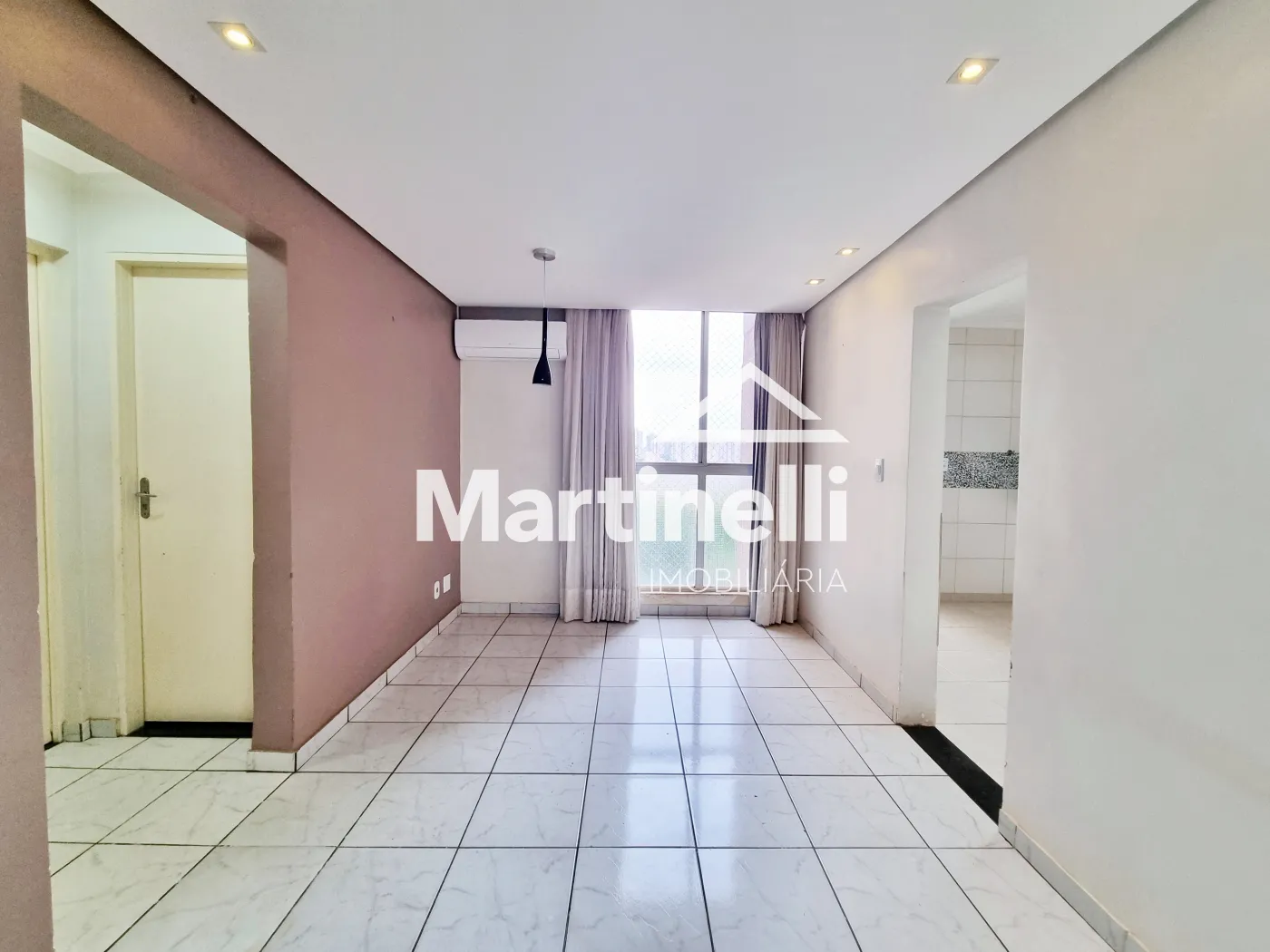 Alugar Apartamento / Padr&atilde;o em Ribeir&atilde;o Preto R$ 1.500,00 - Foto 2