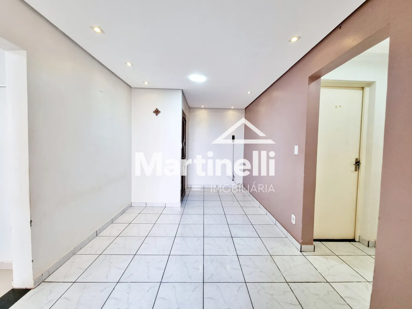 Alugar Apartamento / Padr&atilde;o em Ribeir&atilde;o Preto R$ 1.500,00 - Foto 3