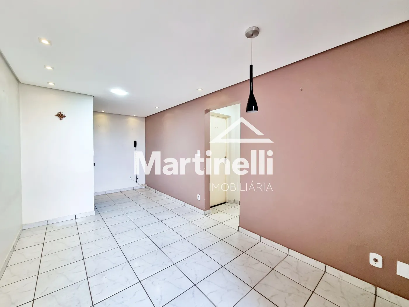 Alugar Apartamento / Padr&atilde;o em Ribeir&atilde;o Preto R$ 1.500,00 - Foto 4