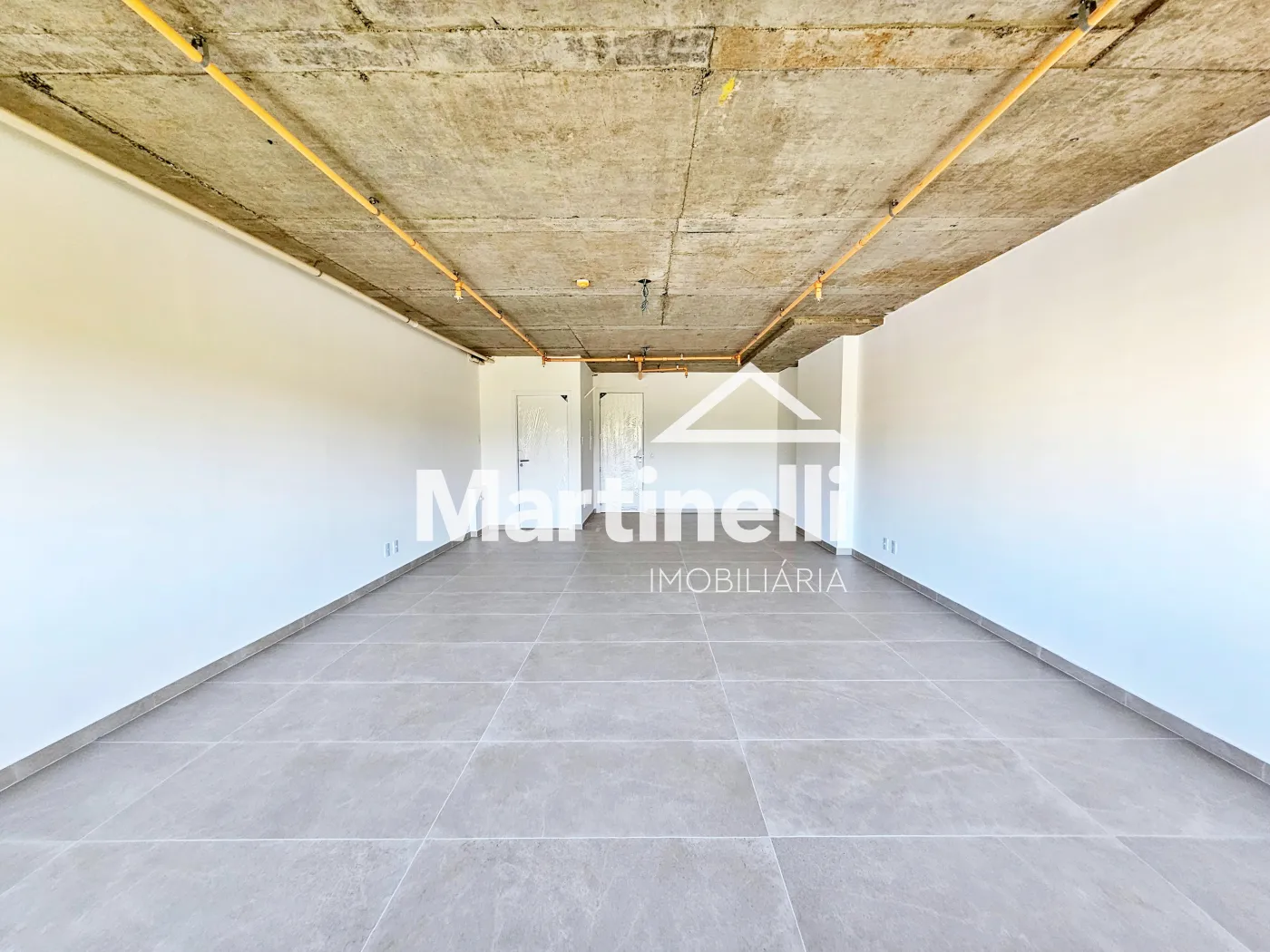Alugar Comercial / Sala em Ribeir&atilde;o Preto R$ 6.800,00 - Foto 2