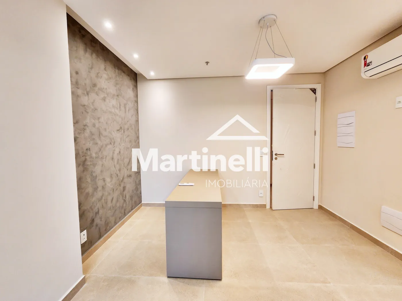Alugar Comercial / Sala em Ribeir&atilde;o Preto R$ 8.800,00 - Foto 3