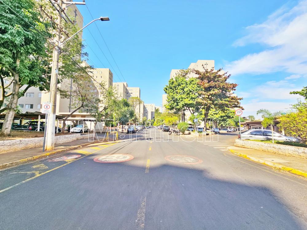 Alugar Apartamento / Padr&atilde;o em Ribeir&atilde;o Preto R$ 1.500,00 - Foto 28