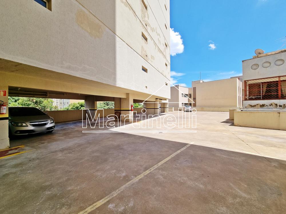 Alugar Apartamento / Padr&atilde;o em Ribeir&atilde;o Preto R$ 1.000,00 - Foto 20