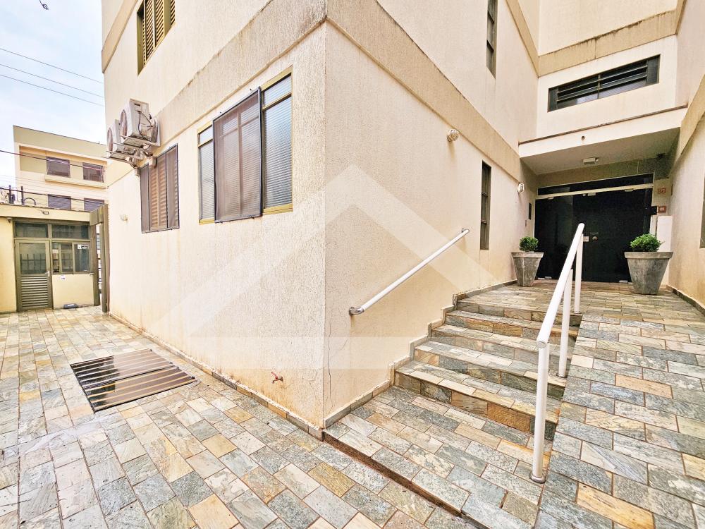 Alugar Apartamento / Padr&atilde;o em Ribeir&atilde;o Preto R$ 890,00 - Foto 14