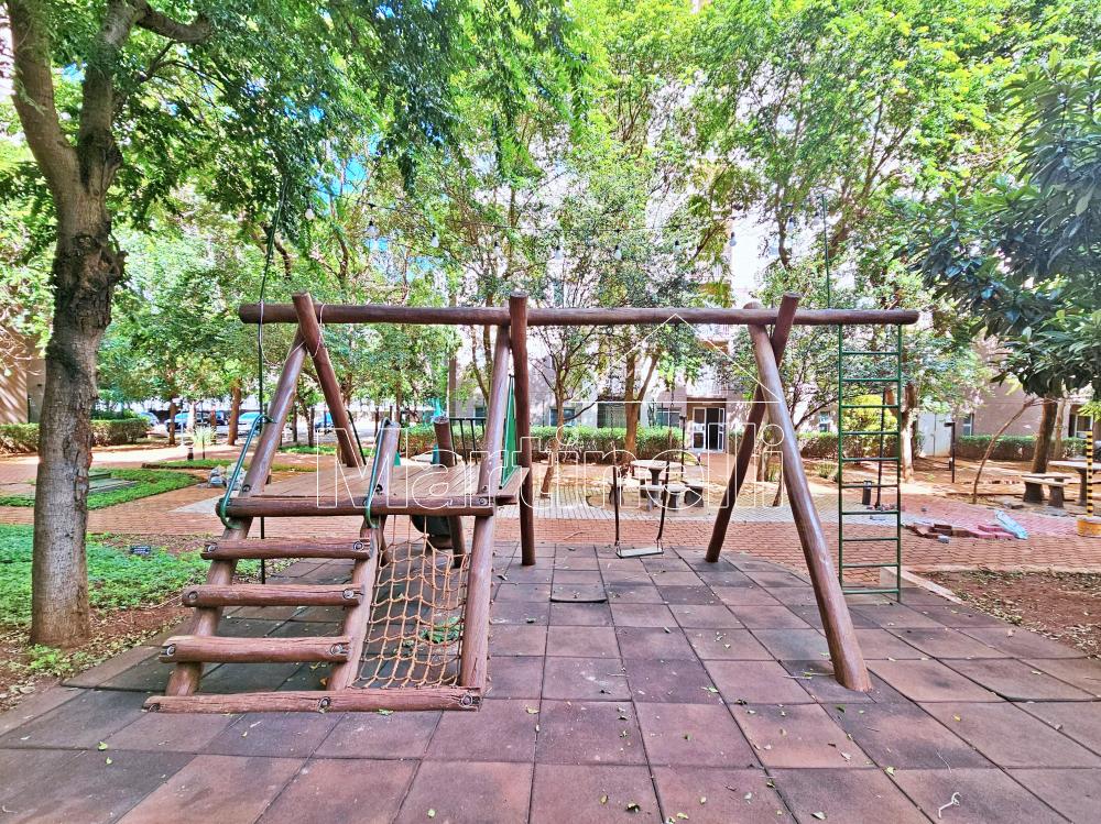 Alugar Apartamento / Padr&atilde;o em Ribeir&atilde;o Preto R$ 1.700,00 - Foto 20
