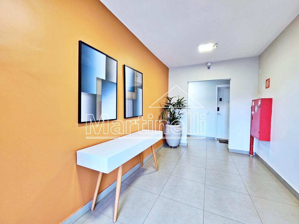 Alugar Apartamento / Padr&atilde;o em Ribeir&atilde;o Preto R$ 1.100,00 - Foto 16