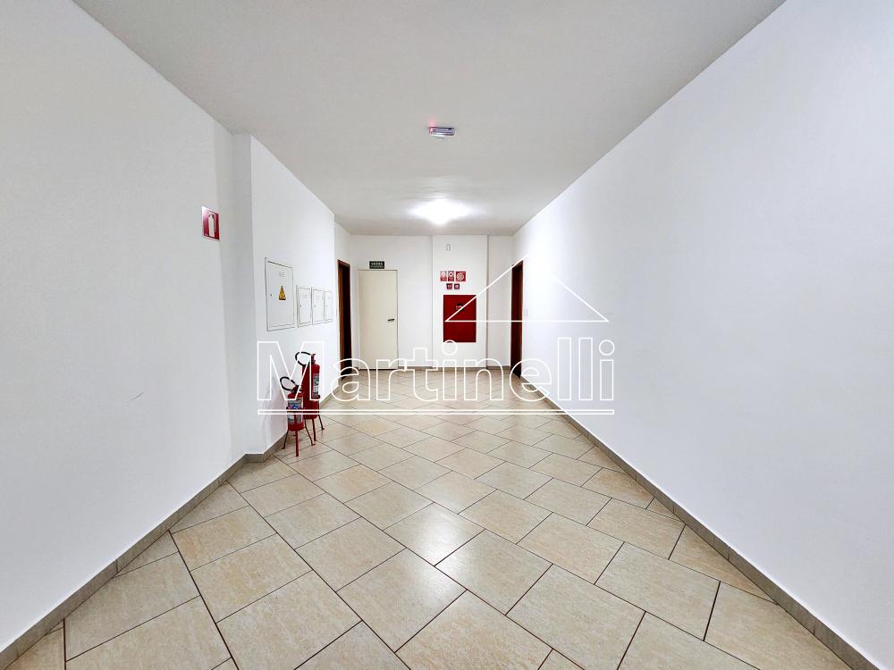 Alugar Apartamento / Padr&atilde;o em Ribeir&atilde;o Preto R$ 1.300,00 - Foto 21