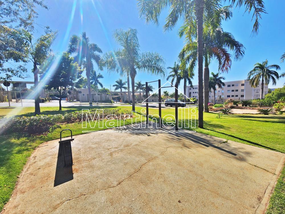 Alugar Apartamento / Padr&atilde;o em Ribeir&atilde;o Preto R$ 1.100,00 - Foto 17