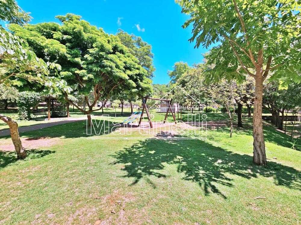 Alugar Apartamento / Padr&atilde;o em Ribeir&atilde;o Preto R$ 1.100,00 - Foto 23