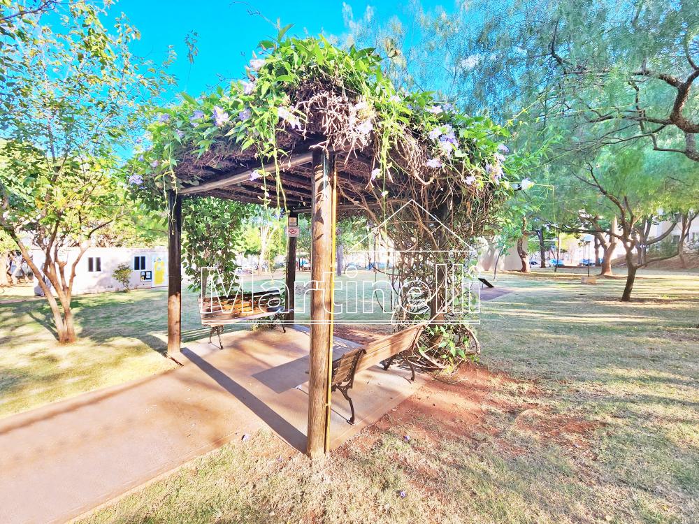 Alugar Apartamento / Padr&atilde;o em Ribeir&atilde;o Preto R$ 1.100,00 - Foto 14